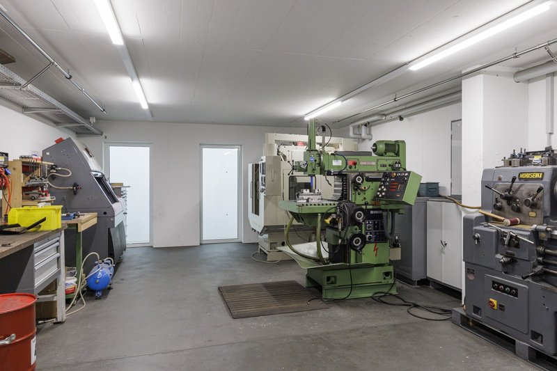 Foto 1 di Industriestrasse 23, Bronschhofen