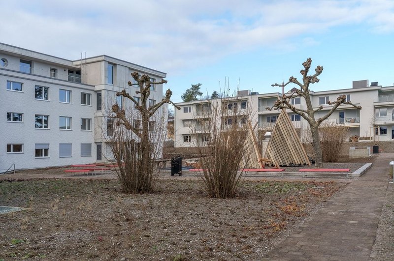 Foto 2 di Chlirietstrasse 5, Oberglatt ZH
