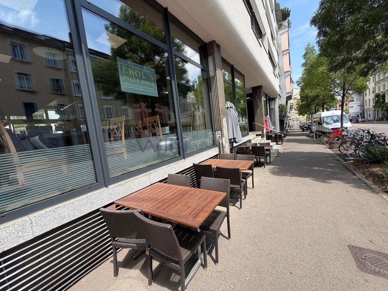 Photo 1 de Basel