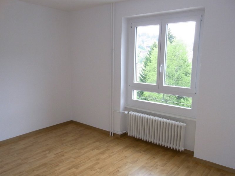 Foto 4 di Rue Girardet 23, Le Locle
