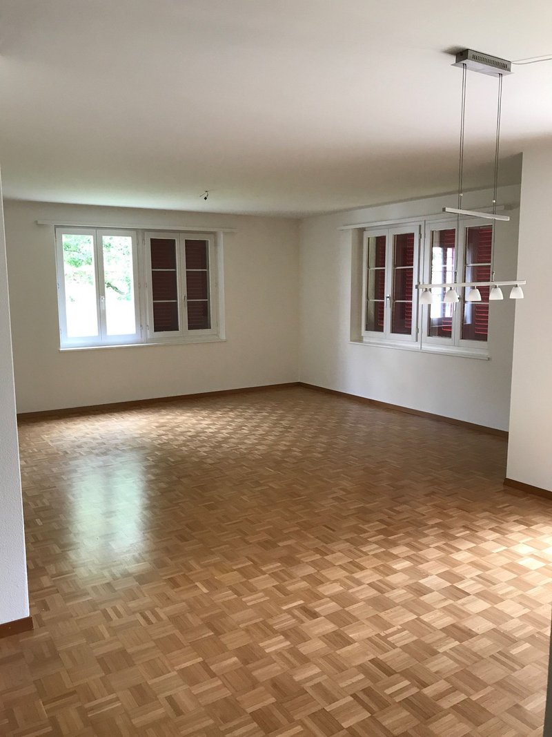 Foto 1 von Lielistrasse 3, Aesch