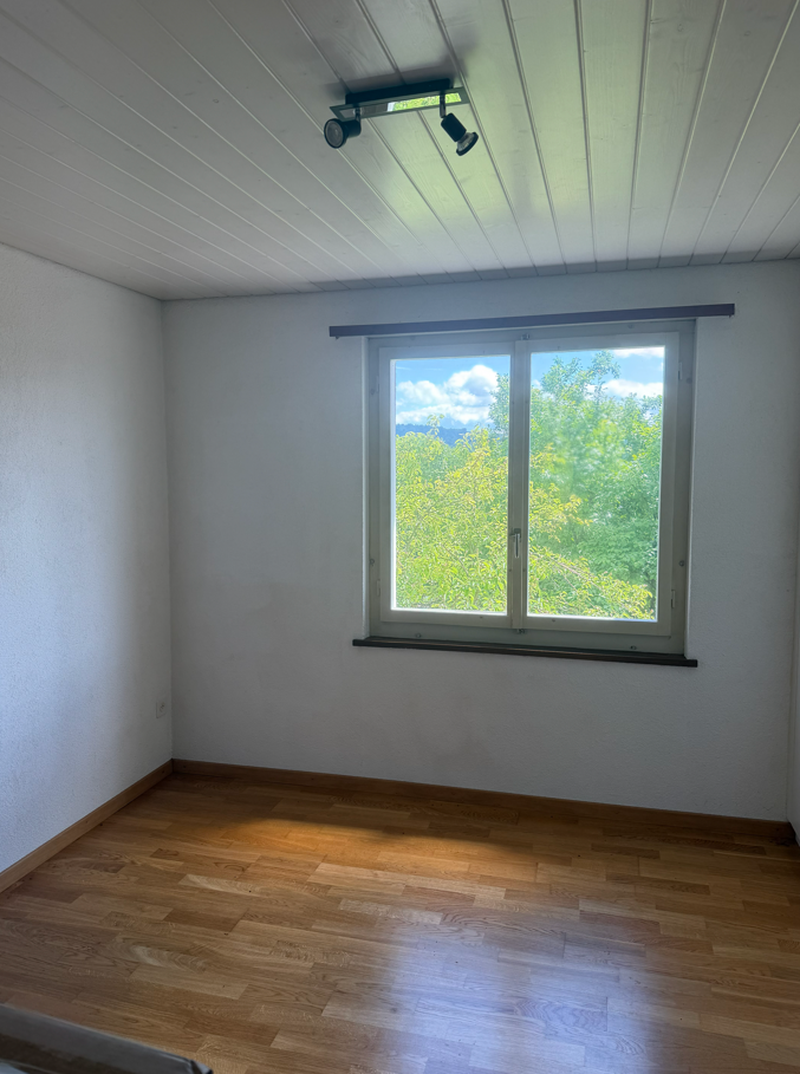 Photo 1 de Lüttenbergstrasse 22, Bonstetten
