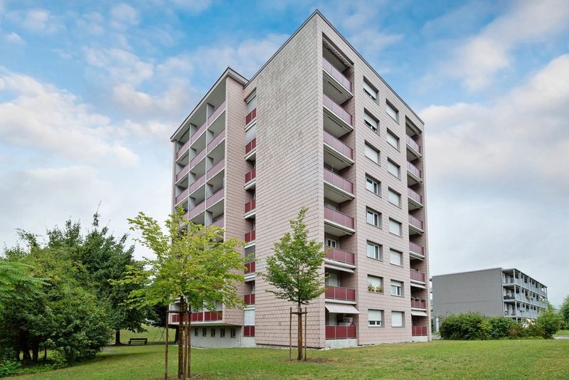 Foto 1 di General Herzog-Strasse 43c, Lenzburg