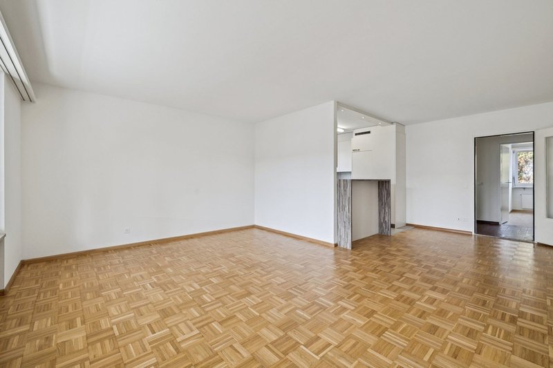 Foto 2 di Bifangstrasse 3, Reinach