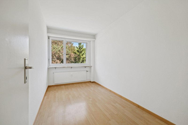 Foto 6 di Bifangstrasse 3, Reinach