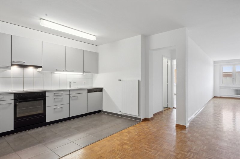 Foto 3 di Rue de Champréveyres 14, Neuchâtel