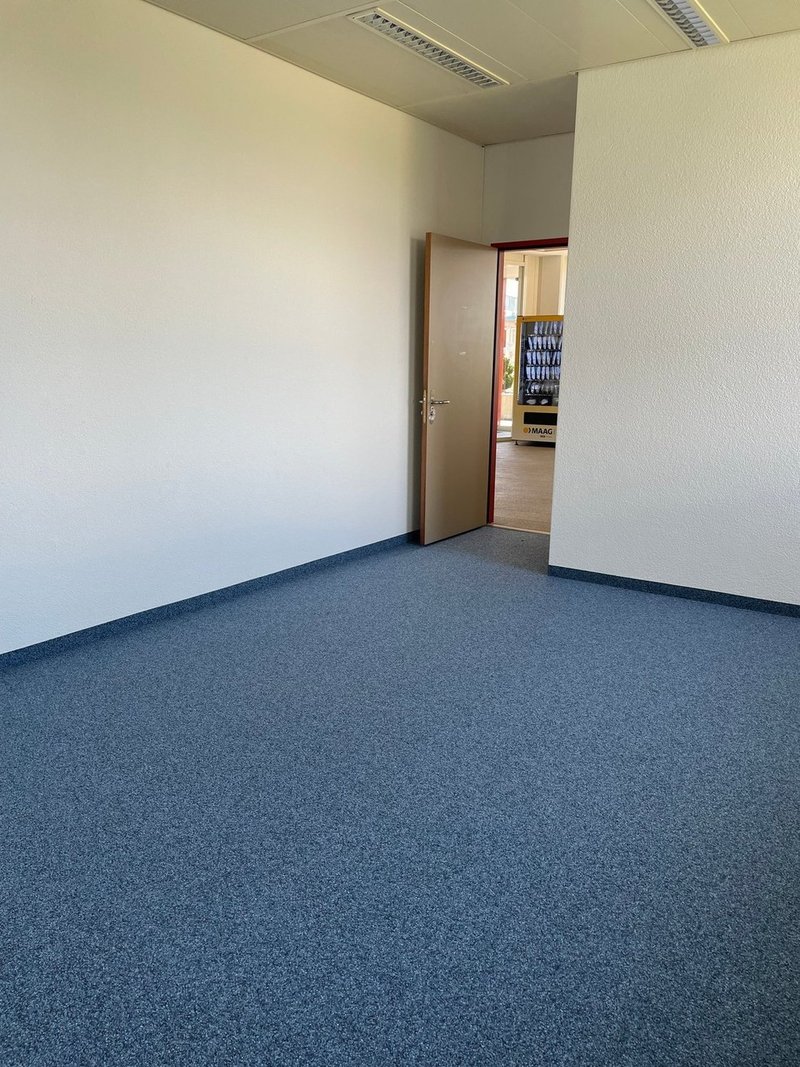 Foto 3 di Aspstrasse 12, Oberglatt ZH