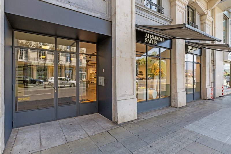 Foto 3 di Rue du Mont-Blanc 4, Genève