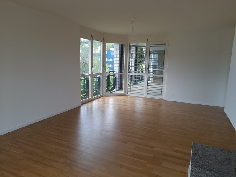 Foto 1 di Bachtelstrasse 20, Horgen