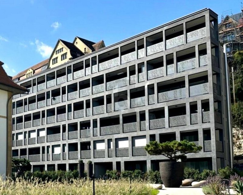 Foto 2 di Sur demande, Biel/Bienne