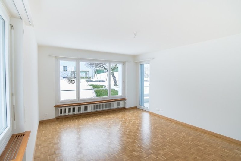 Foto 2 von Bächelacherstrasse 7, Hinteregg