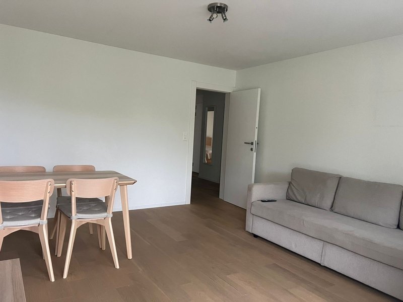 Photo 3 de Alpenblickstrasse 81, Horgen
