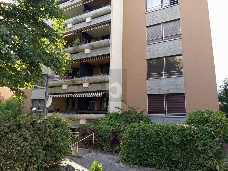 Photo 1 de Sur demande, Delémont