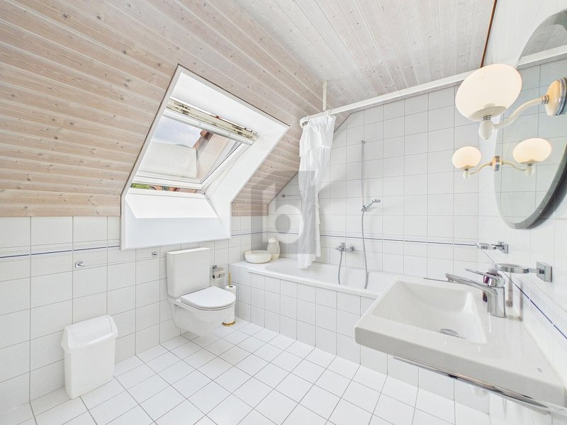 Foto 4 di Auf Anfrage, Oberdorf SO