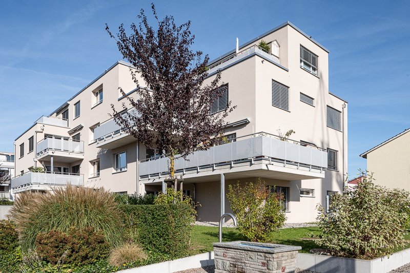 Photo 1 de Dietlikonerstrasse 3, Bassersdorf