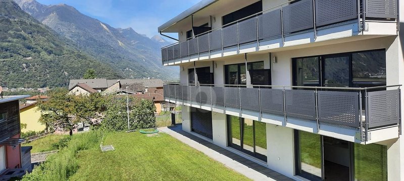 Foto 1 di Auf Anfrage, Arbedo