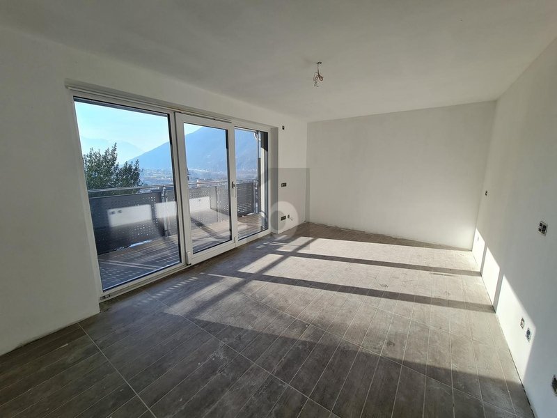 Foto 3 di Auf Anfrage, Arbedo
