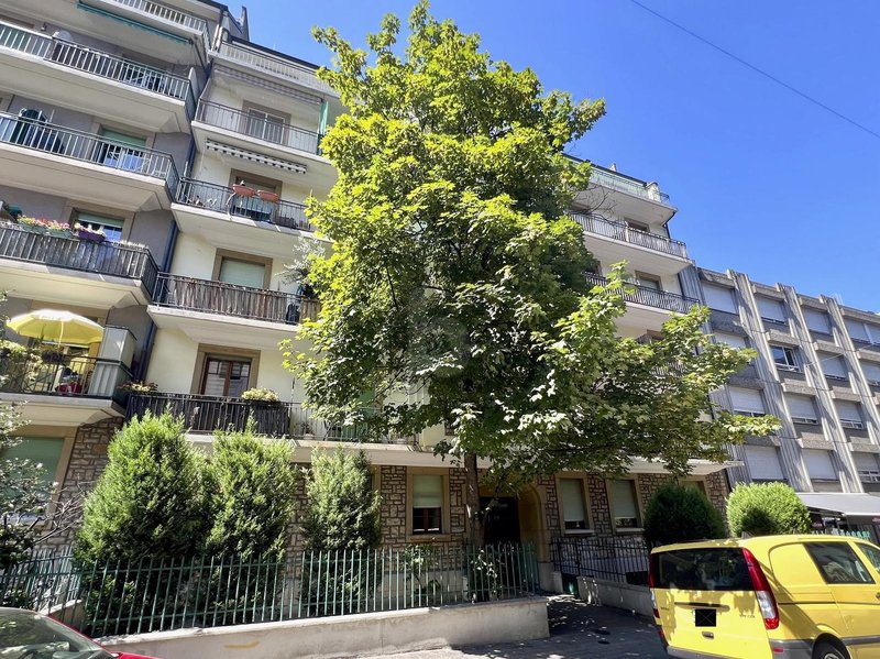 Photo 2 de Sur demande, Genève