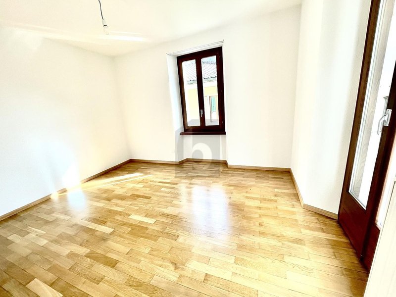 Foto 3 di Auf Anfrage, Bodio TI
