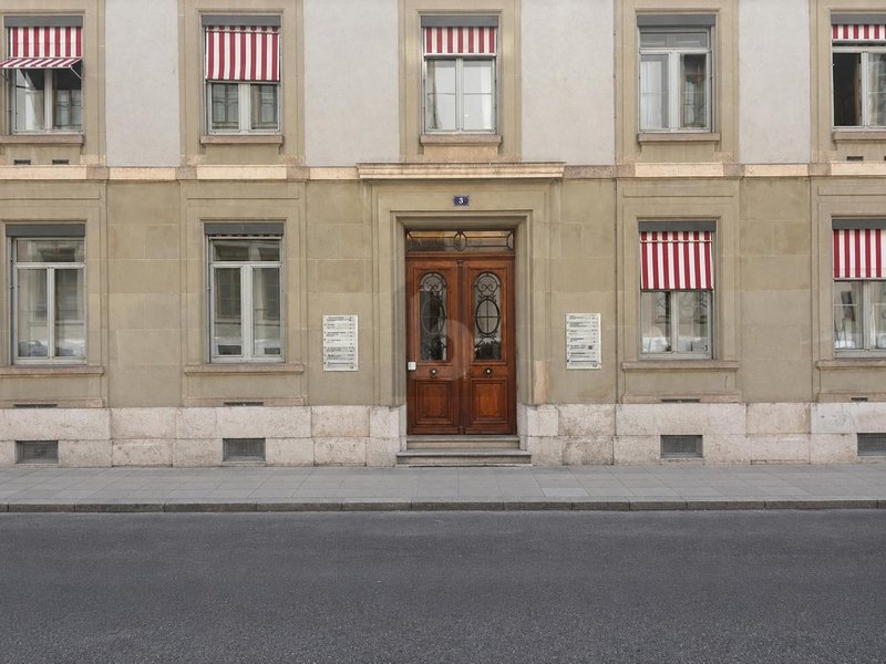 Photo 1 de Sur demande, Genève