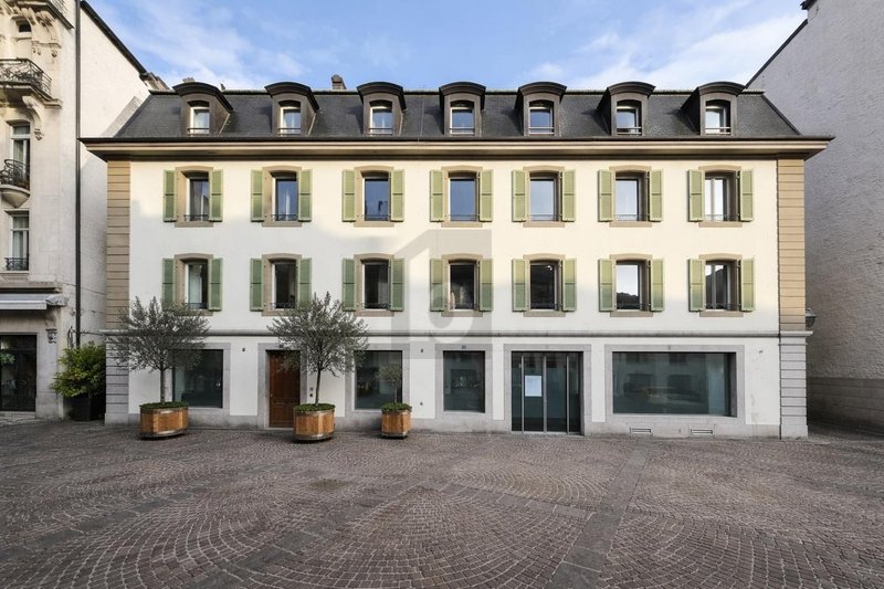 Foto 1 di Nyon