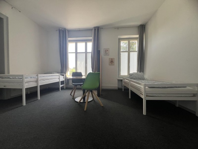 Foto 1 di Bergstrasse 1, Langendorf