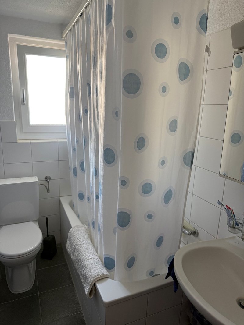 Foto 2 von Wehntalerstrasse 33, Niederweningen
