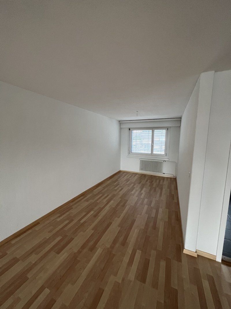Foto 2 di Eichelackerstrasse 35, Adlikon