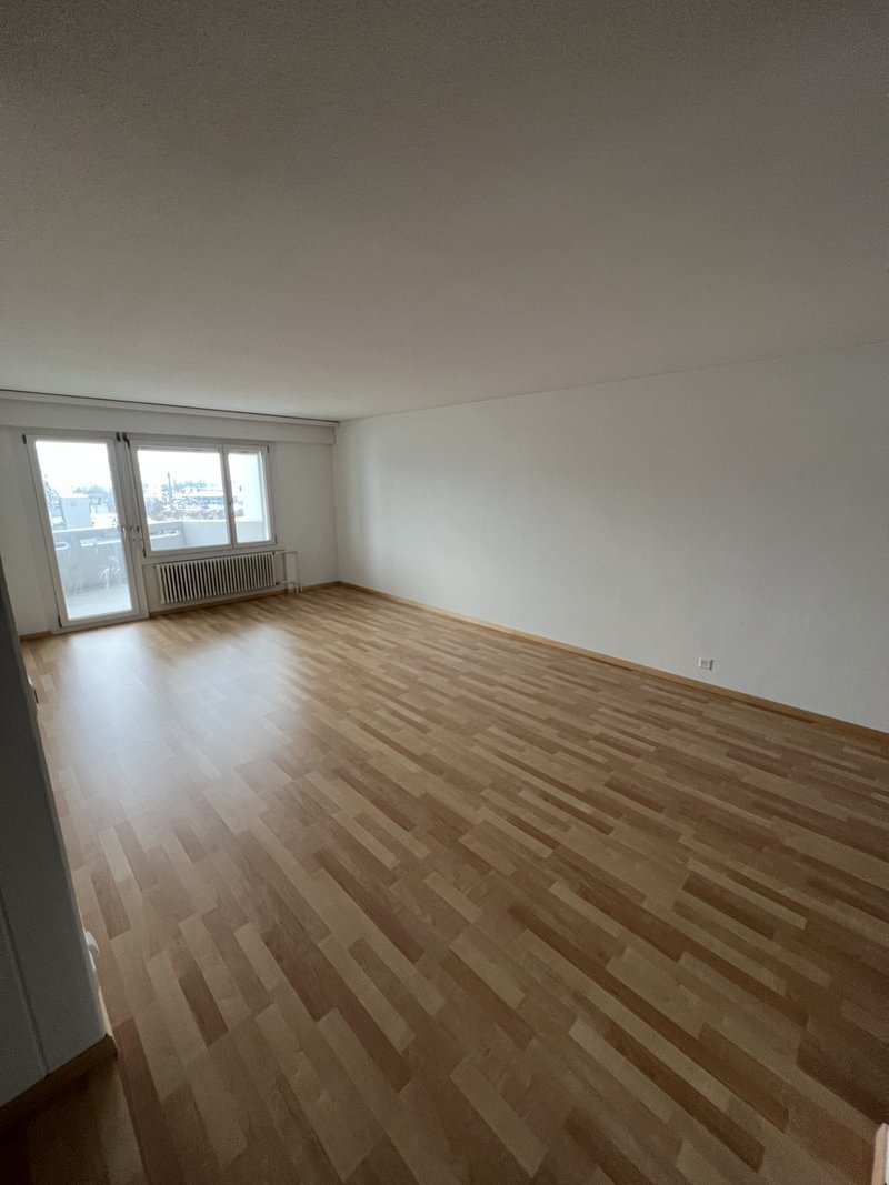 Foto 3 di Eichelackerstrasse 35, Adlikon