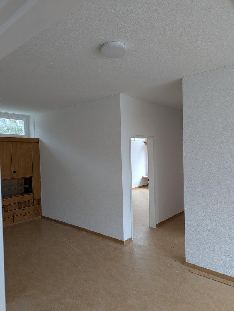 Foto 2 di Wannetenstrasse 4, Adliswil