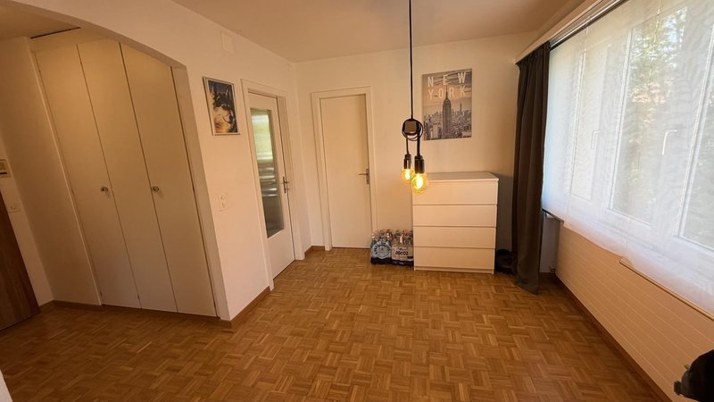 Foto 3 di Russikerstrasse 15, Fehraltorf