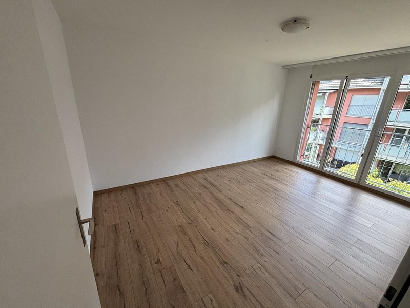 Foto 7 di Heinrich Bosshard Weg 6, Kollbrunn