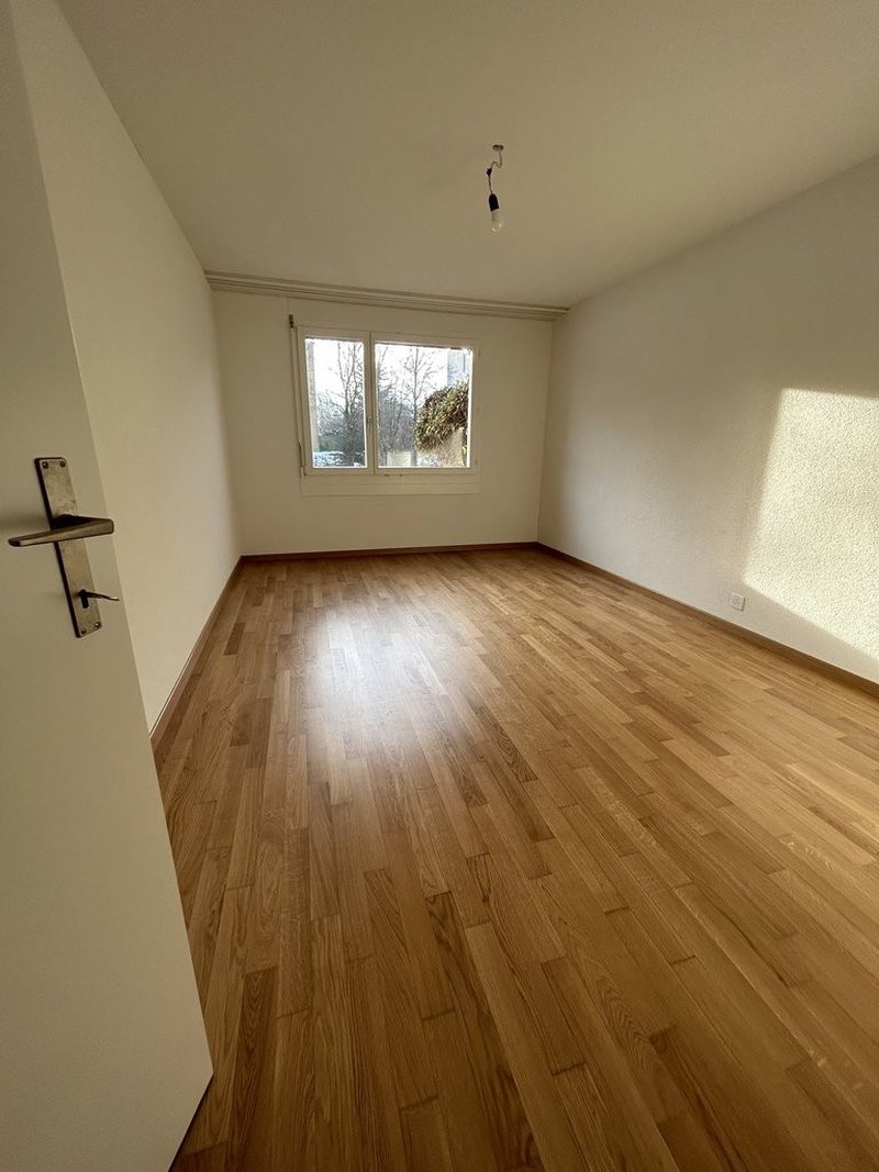Foto 5 di Bim Hasel 22, Zollikofen