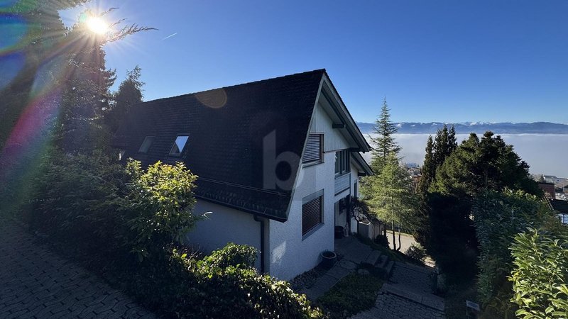 Foto 1 di Auf Anfrage, Dürnten