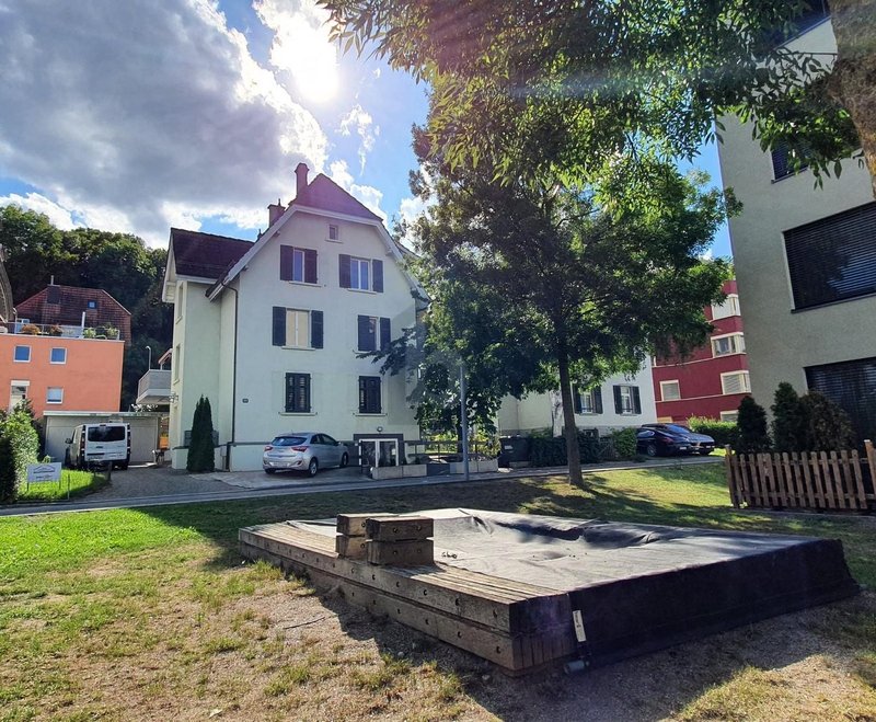 Foto 1 di Auf Anfrage, Zürich