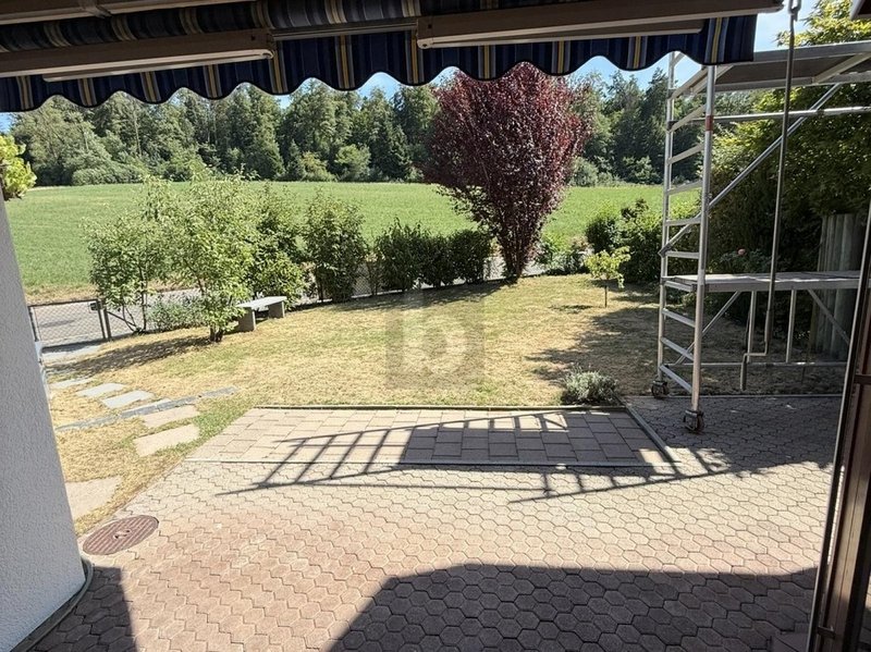 Foto 3 von Auf Anfrage, Therwil