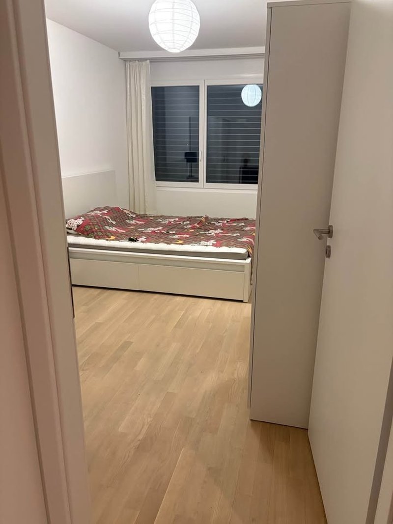 Foto 2 di Nyon