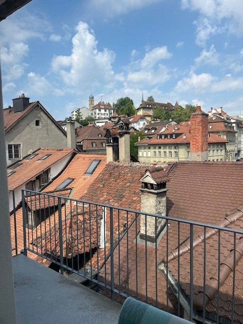 Foto 2 di Rue des Epouses 18, Fribourg