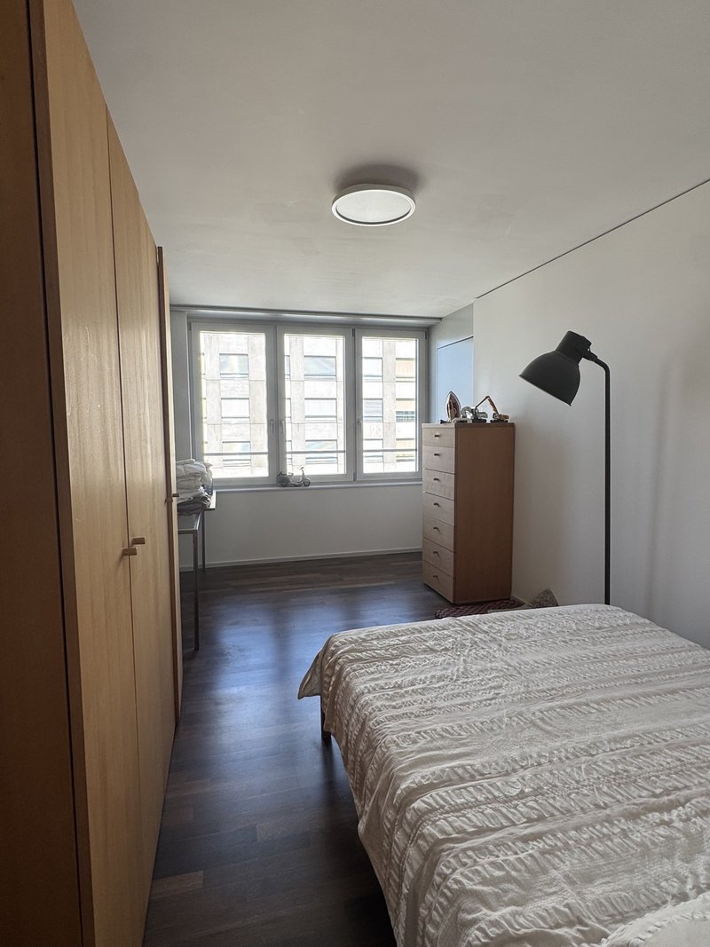 Foto 2 di Hohlstrasse 440a, Zürich