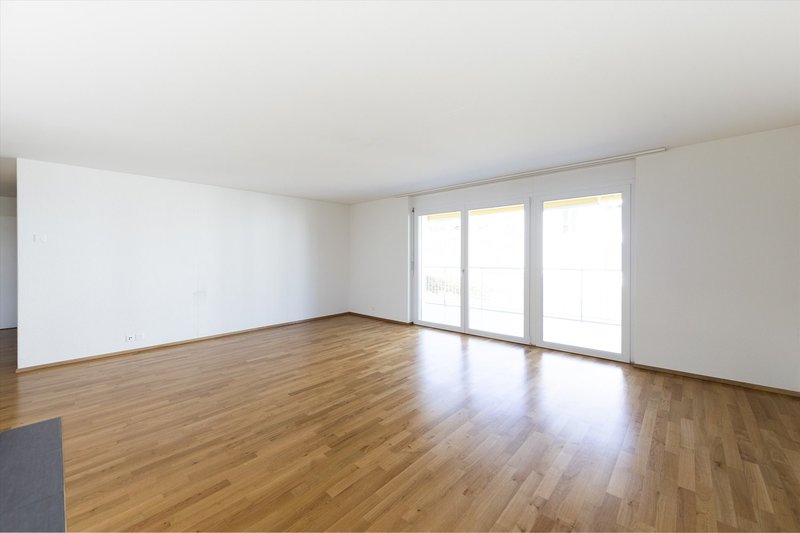 Foto 1 di Kantonsstr. 52k, Buttikon SZ