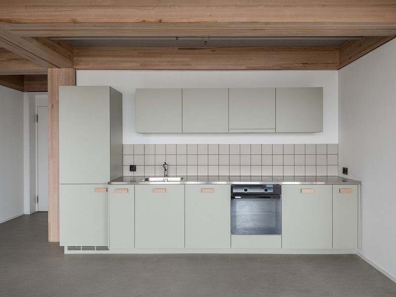 Foto 4 di Hardstrasse 6, Regensdorf