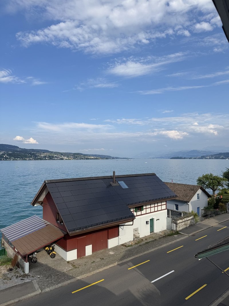 Foto 4 di Seestrasse 4, Oberrieden