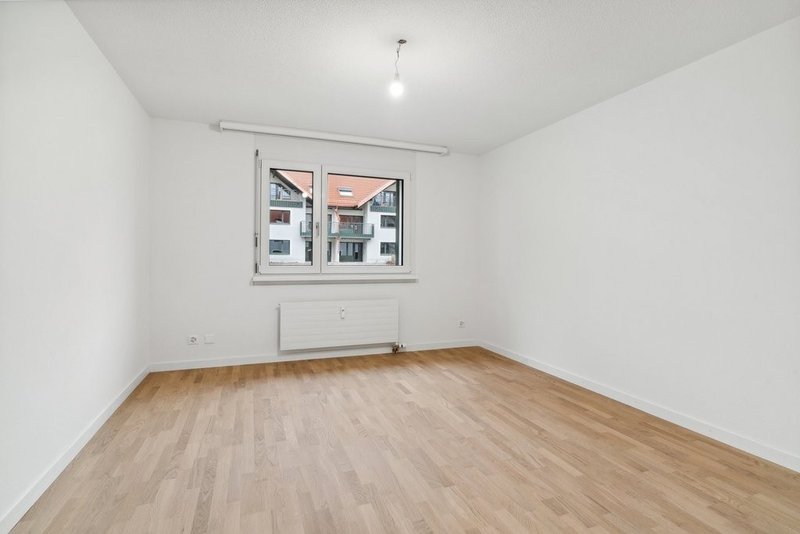 Foto 3 von Hint. Grundstr. 28, Fehraltorf
