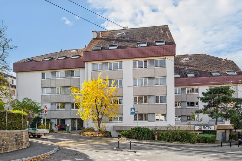 Foto 1 di Marin-Epagnier