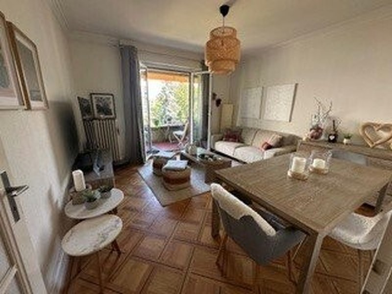 Foto 1 di Lausanne
