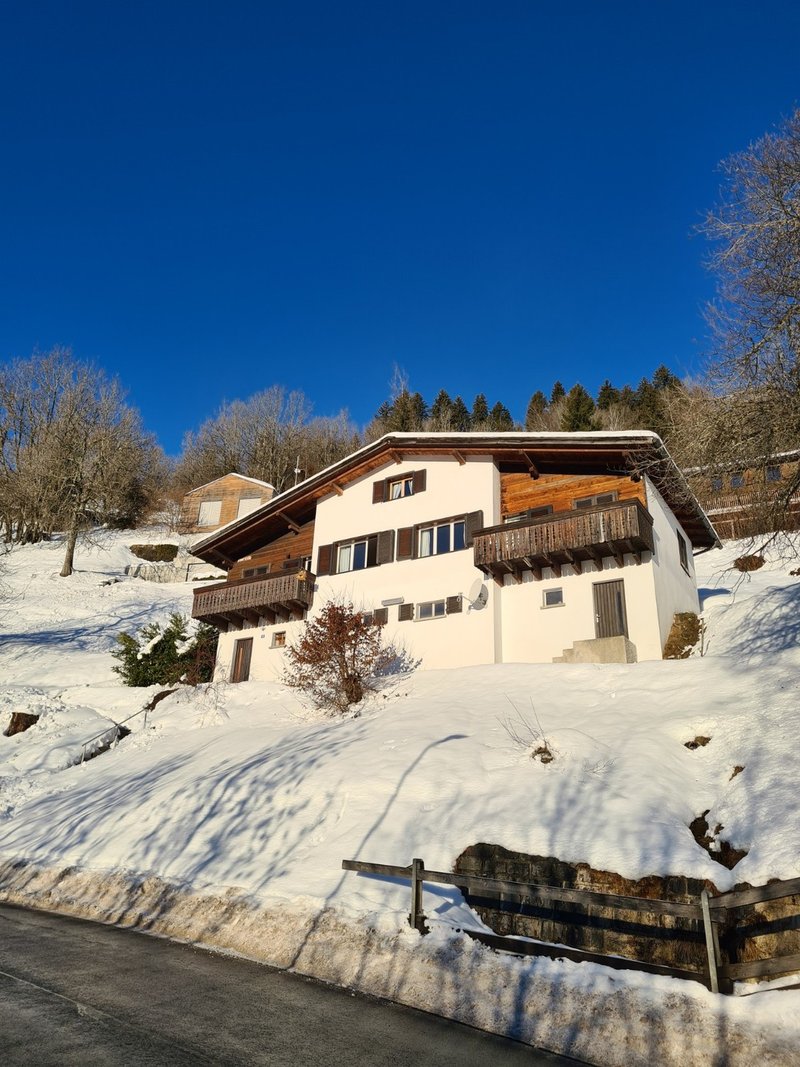 Foto 2 di via Falera 28, Laax