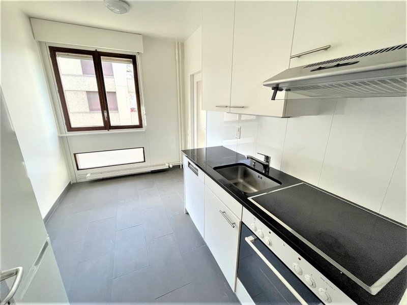 Photo 4 of Rue des Pâquis 8, Genève