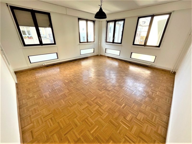 Photo 6 of Rue des Pâquis 8, Genève