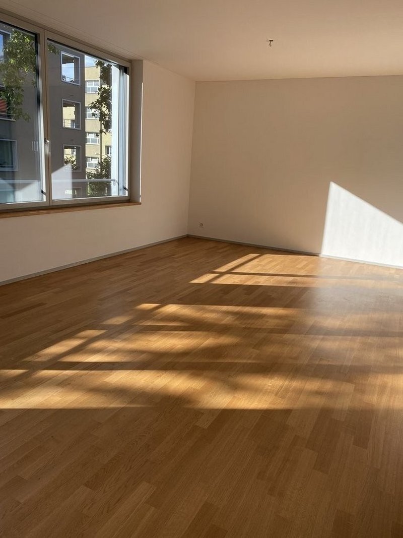 Photo 3 of Oerlikonerstrasse 87, Zürich