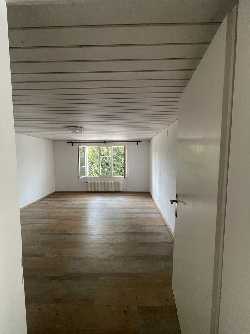 Foto 4 di Dorfstrasse 8, Thierachern